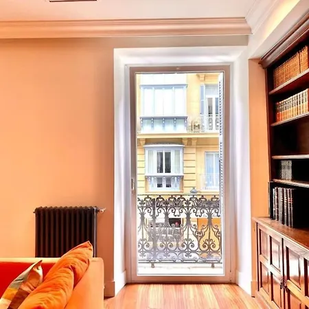 Luxury In The Heart Of The Lägenhet